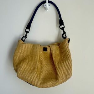 Think Royln
Dunes Raffia Handbag 15.5"W x 7.5"H x 4"D Perfect condition!